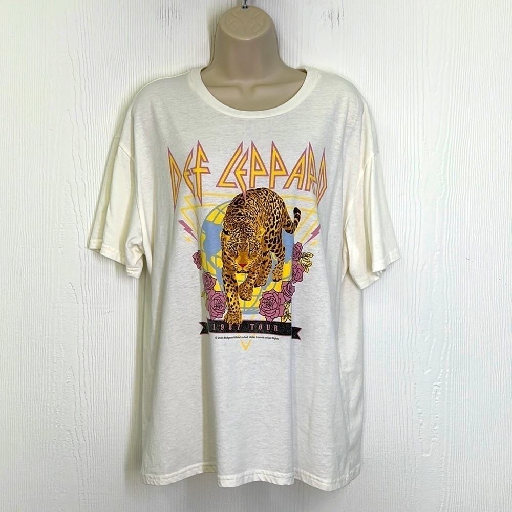 Vinyl Threads - Def Leppard 1987 Tour Colorful Graphic  T Shirt Size XL